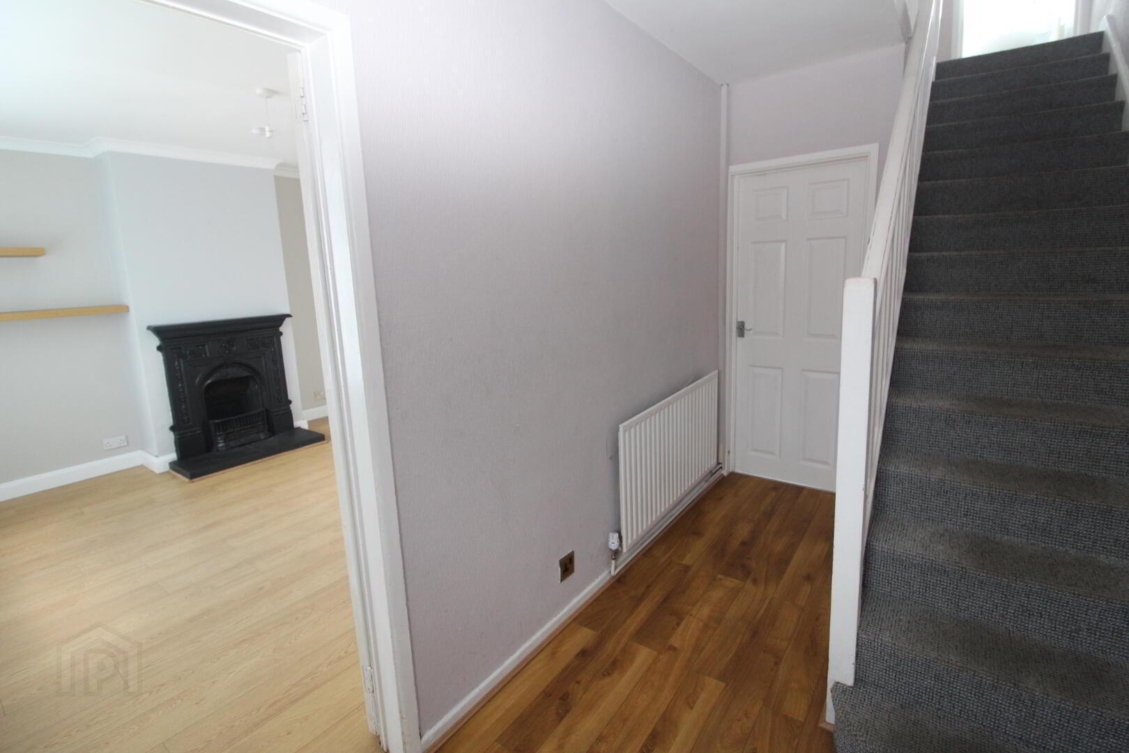 61 Kings Avenue 2 of 13