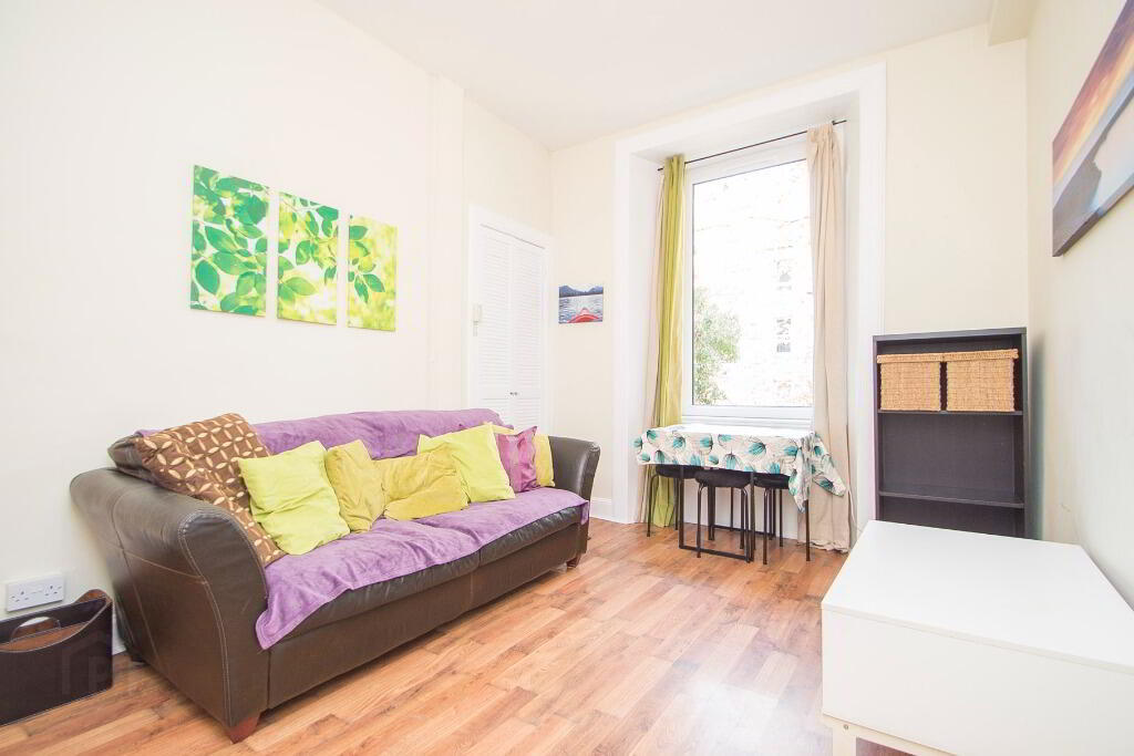 14 Wardlaw Street 2 of 10