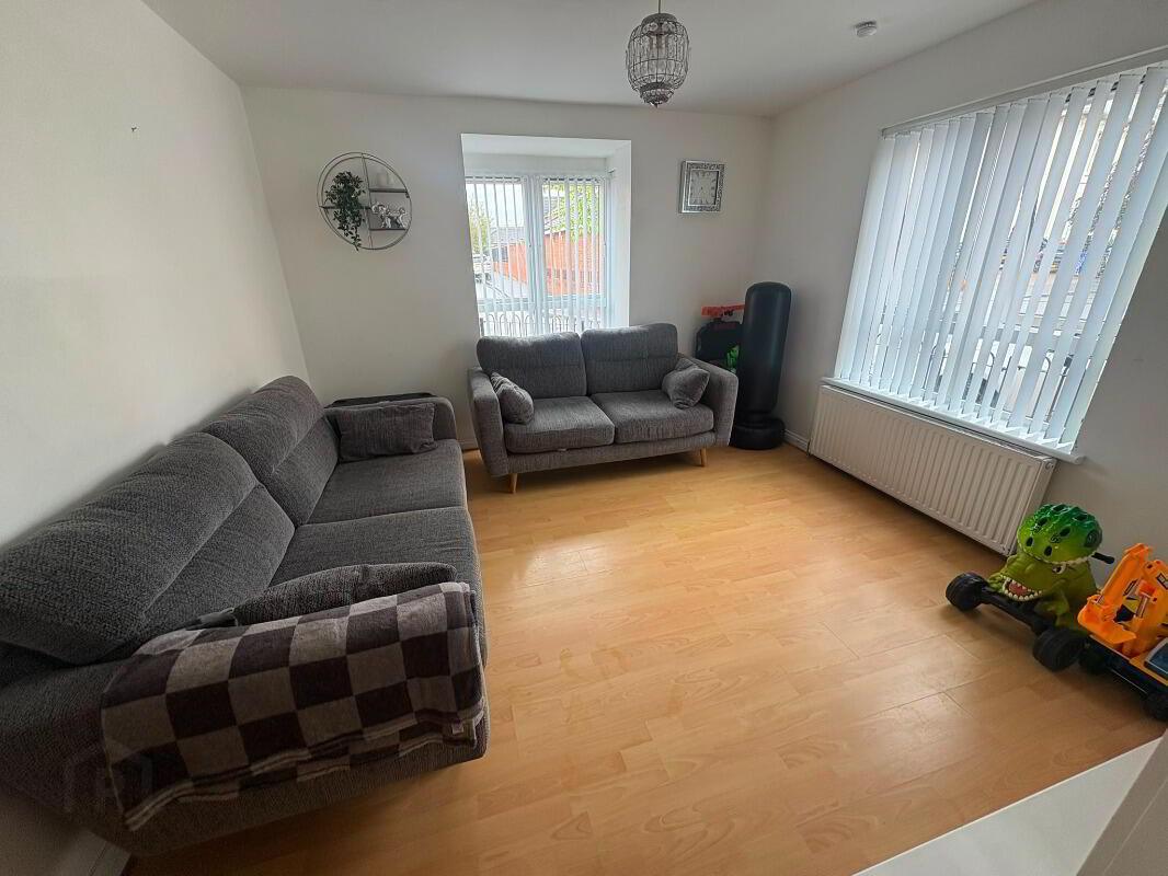 51 Oranmore Street 2 of 7