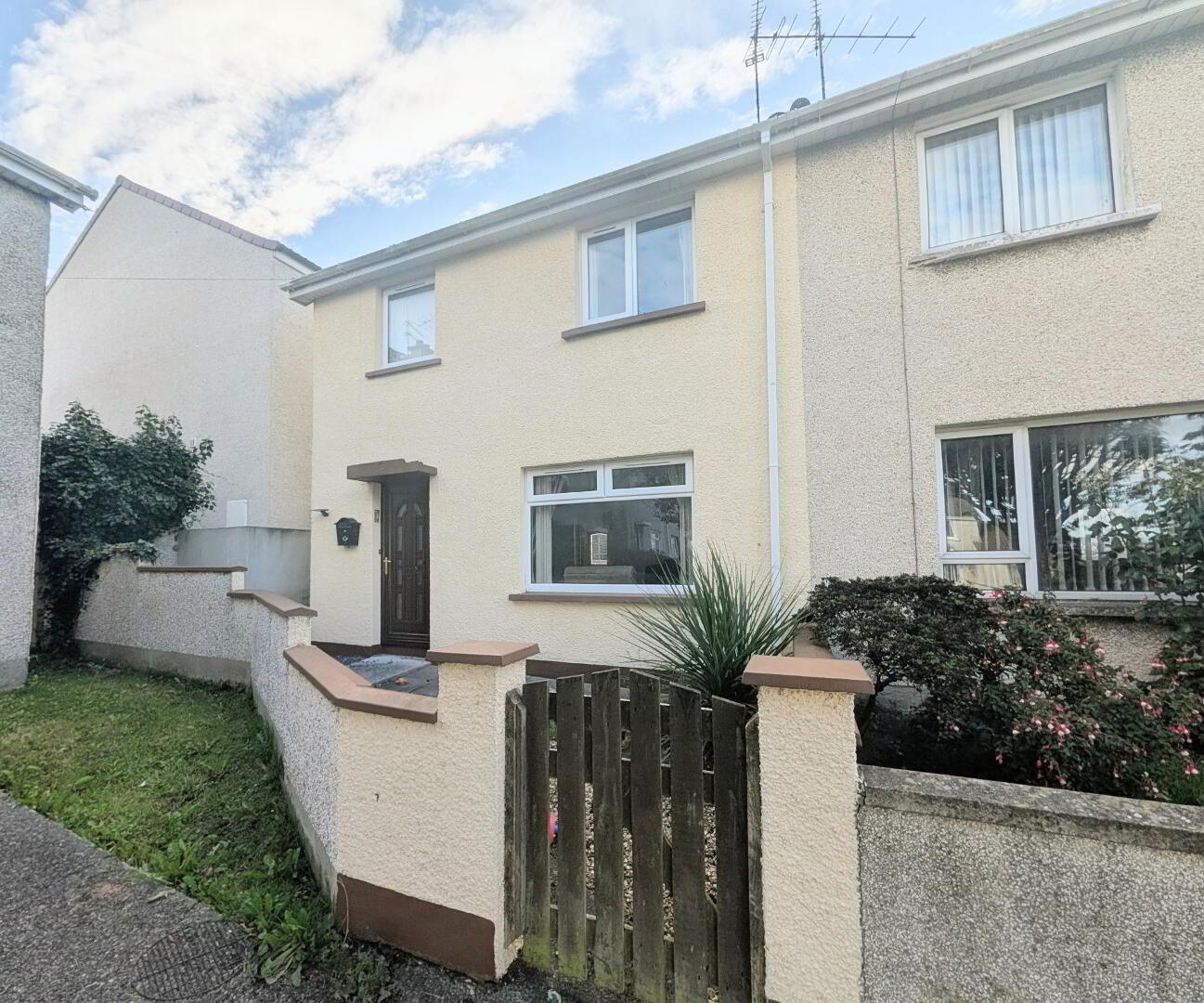 5 Beechwood Avenue 1 of 9