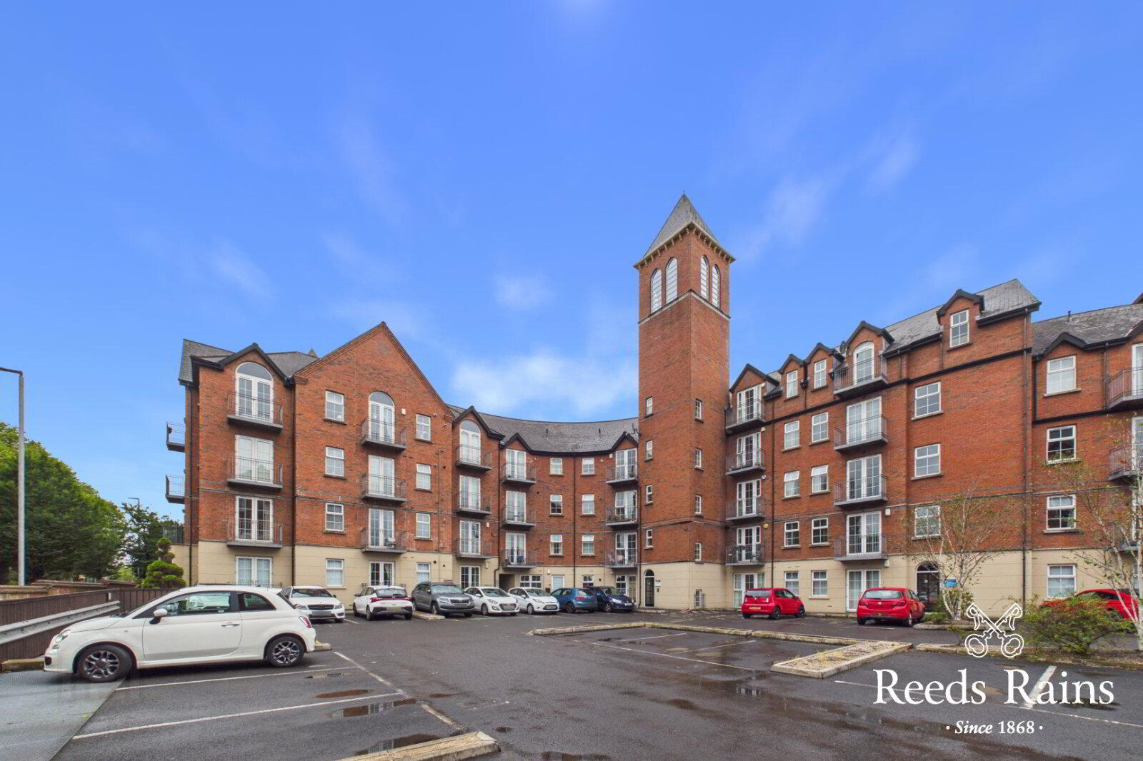 Apartment 61 6 Bell Towers South, Belfast 1 of 17
