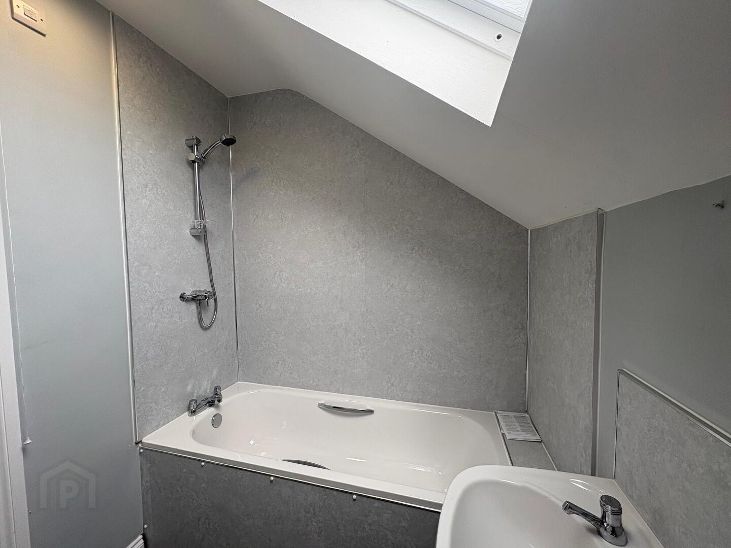 18 Oranmore Street 20 of 20