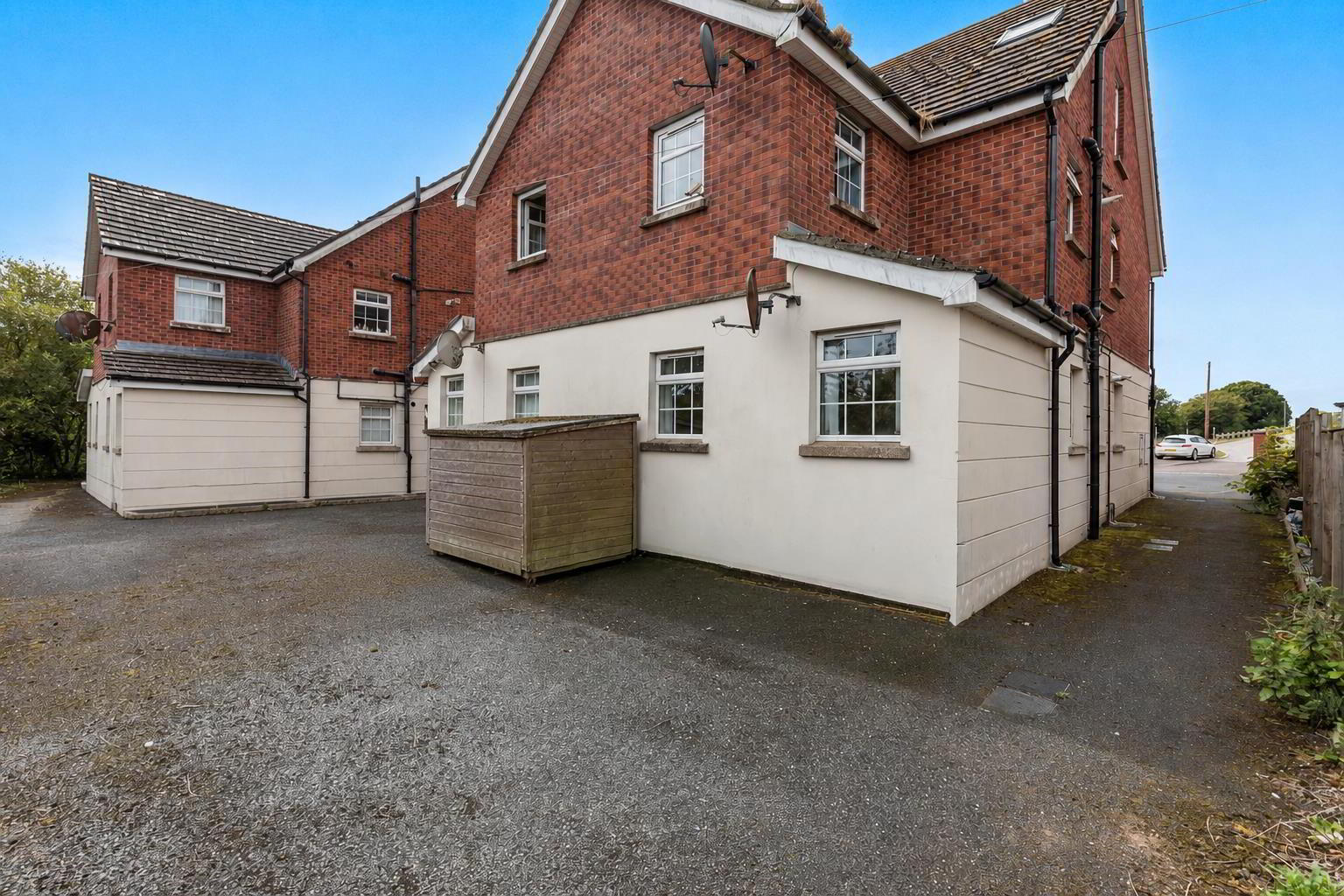 1 Abbeydale Apartments 10 of 11