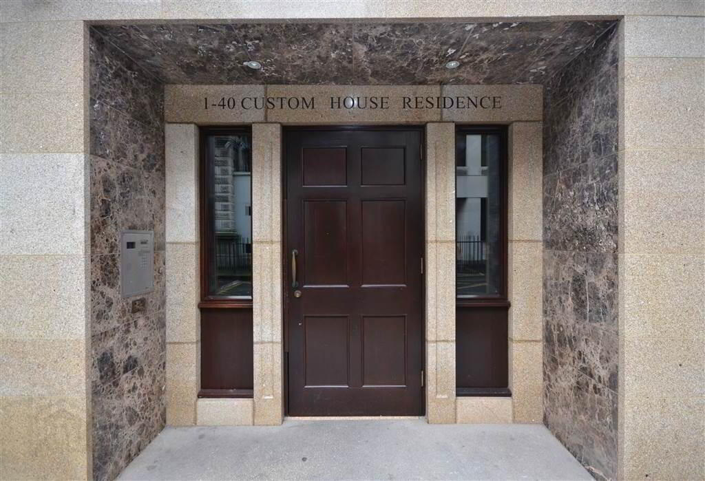 43 Custom House Residence 2 of 9
