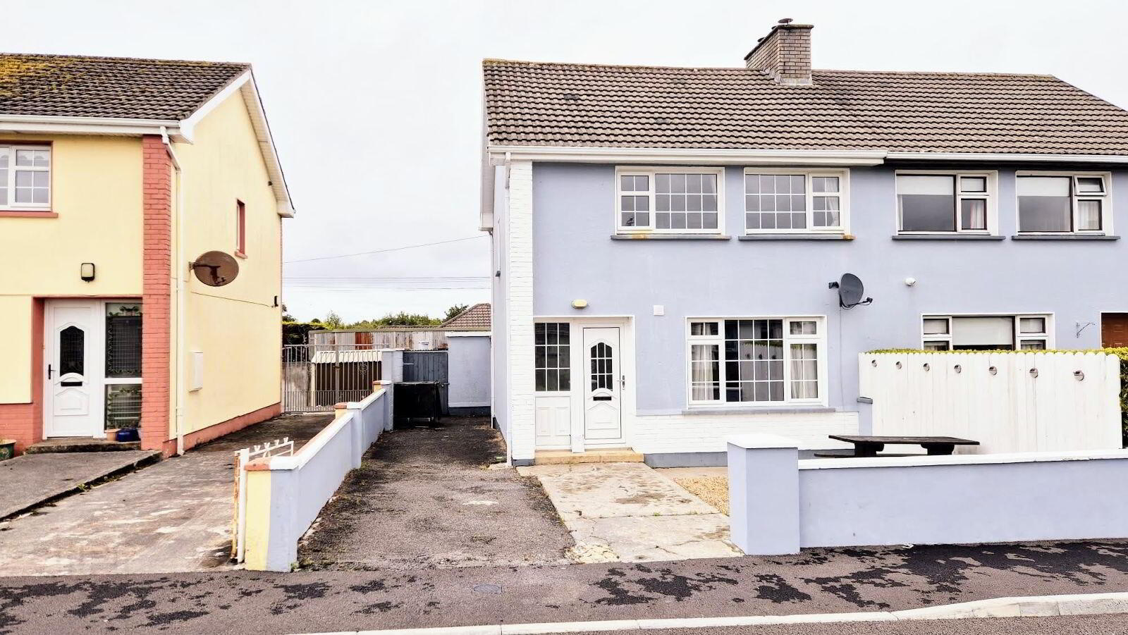 8 The New Houses 2 of 15