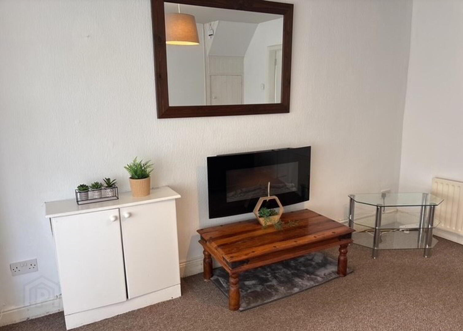 19 Willowholme Crescent 2 of 9