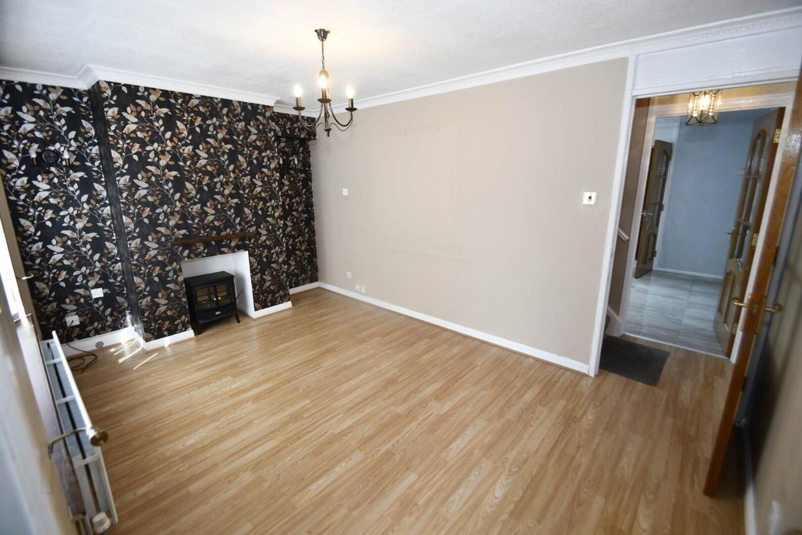 11 Glencolin Court 2 of 16