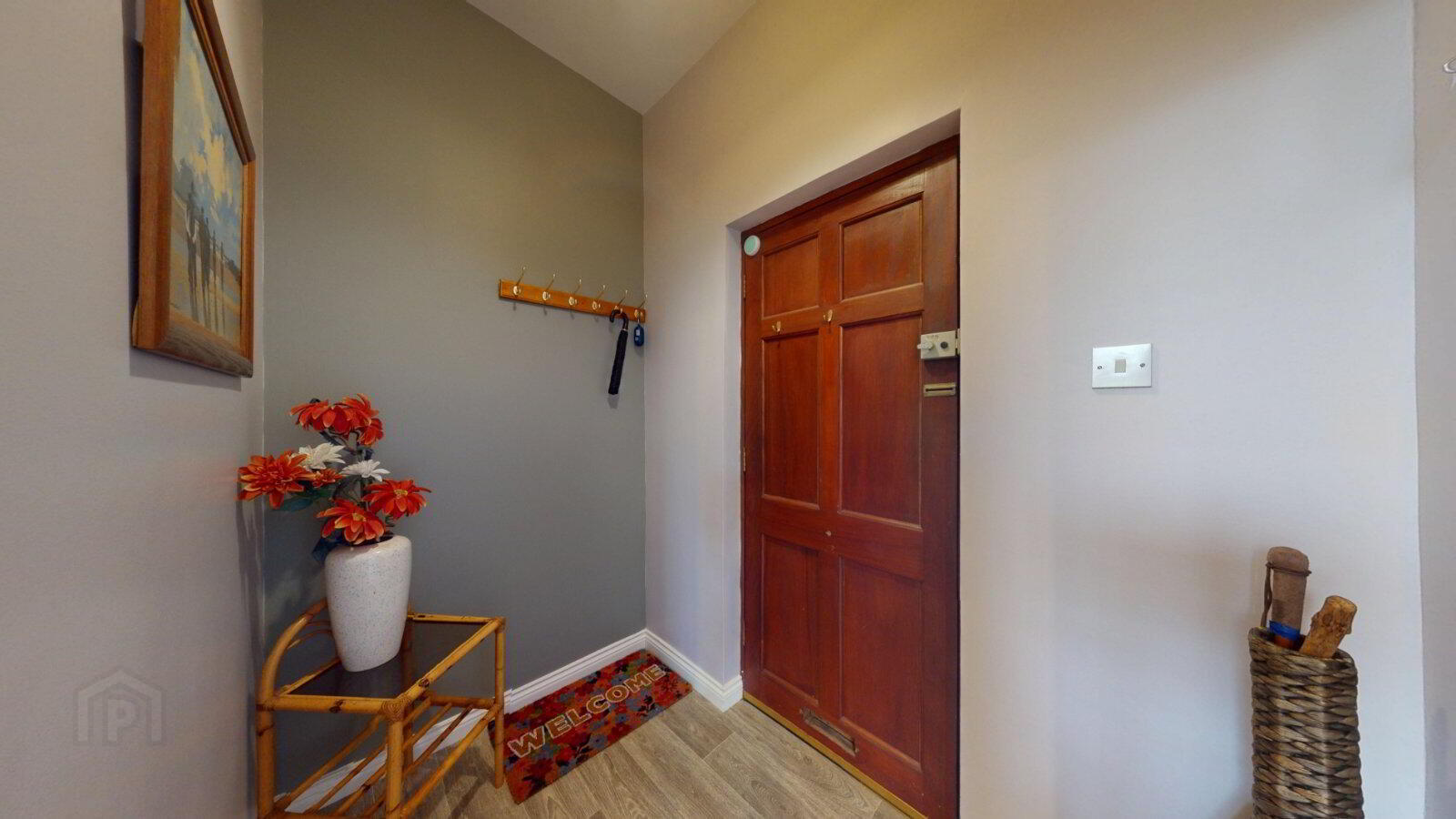 16 Priory House 2 of 19