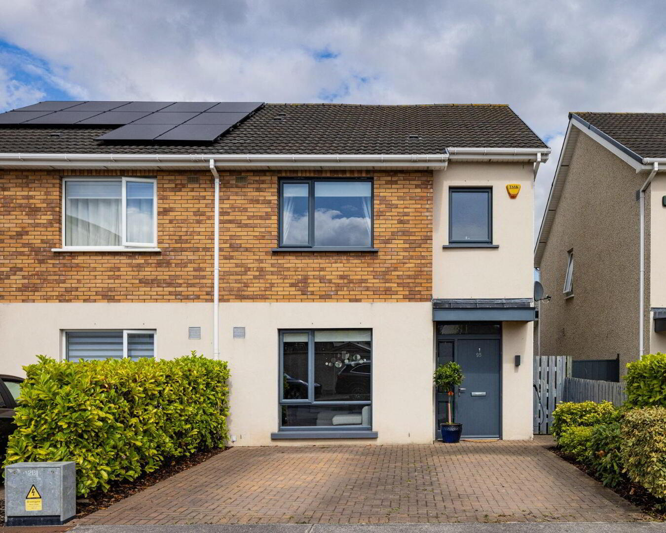 95 Ashfield Avenue 1 of 20