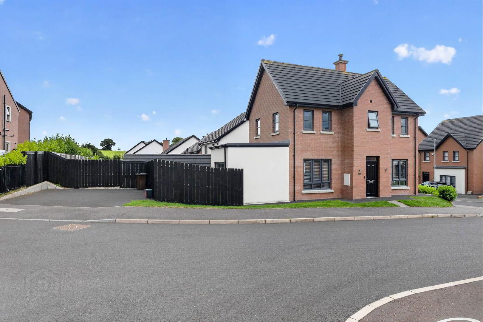 3 Brooke Hall Mews 3 of 24