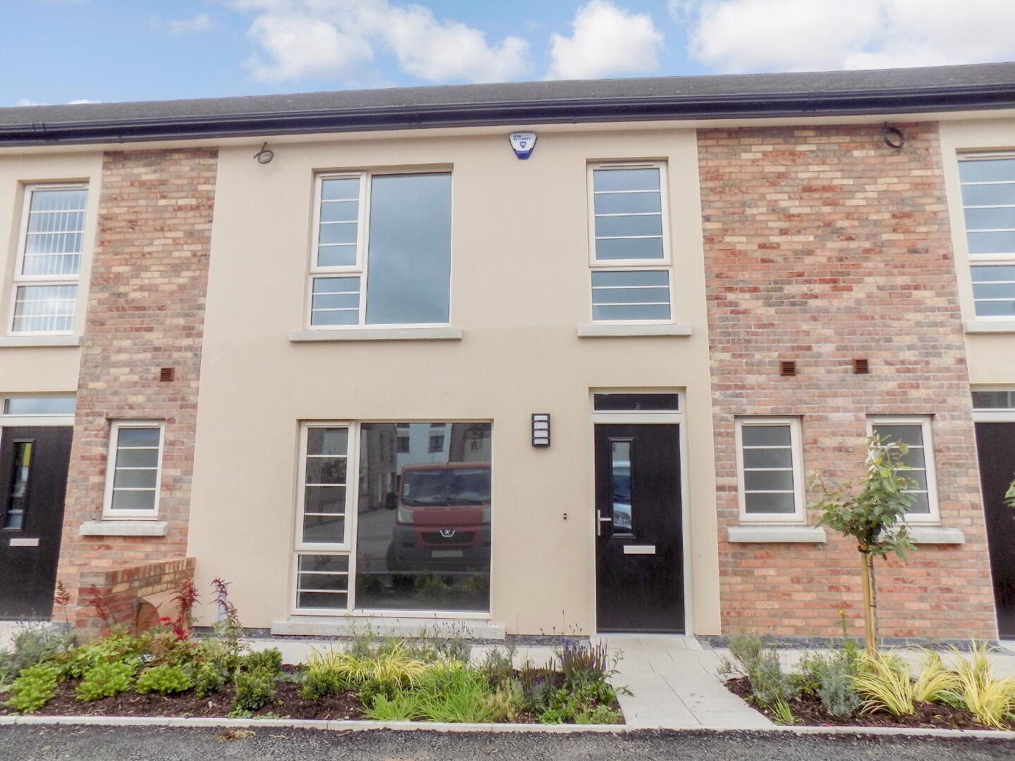 5 Larch Lane 1 of 12