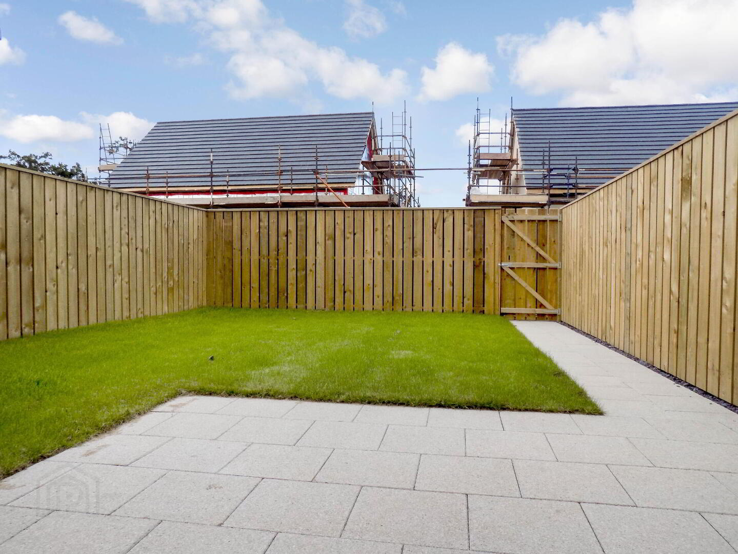 5 Larch Lane 12 of 12