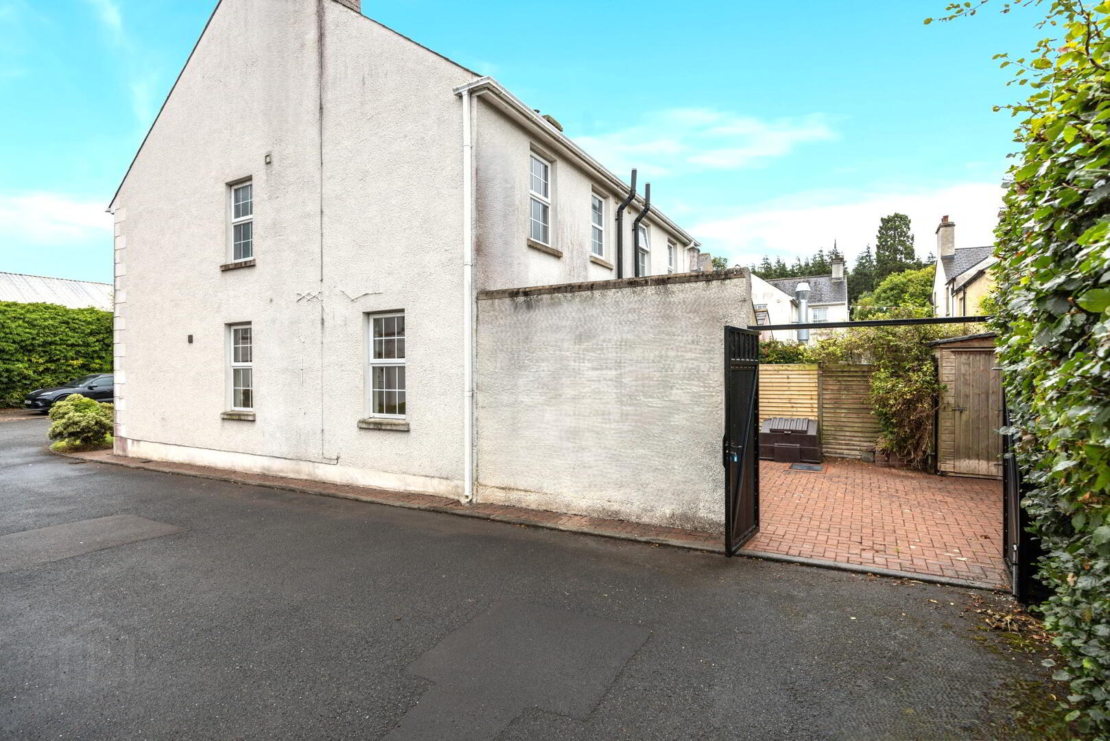 7 Hamilton Harty Court 23 of 24