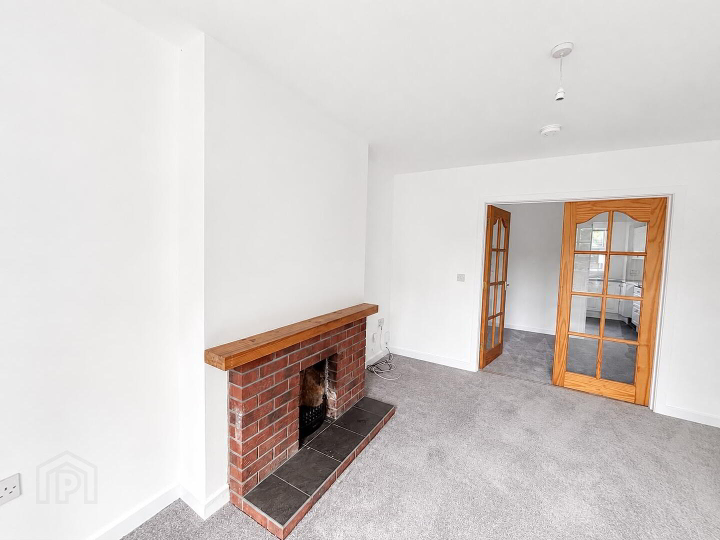 85 High Street 3 of 8