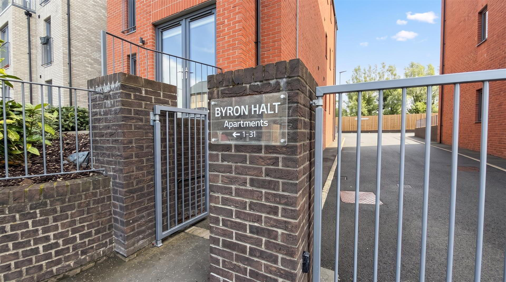 14 Byron Halt 2 of 17