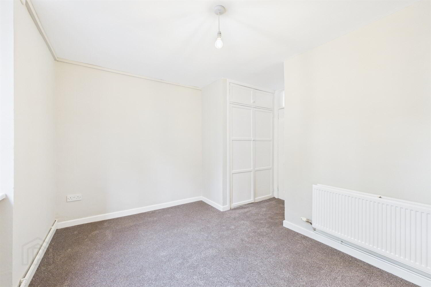 2 Bedroom Apartments At Merville Garden Village 8 of 8