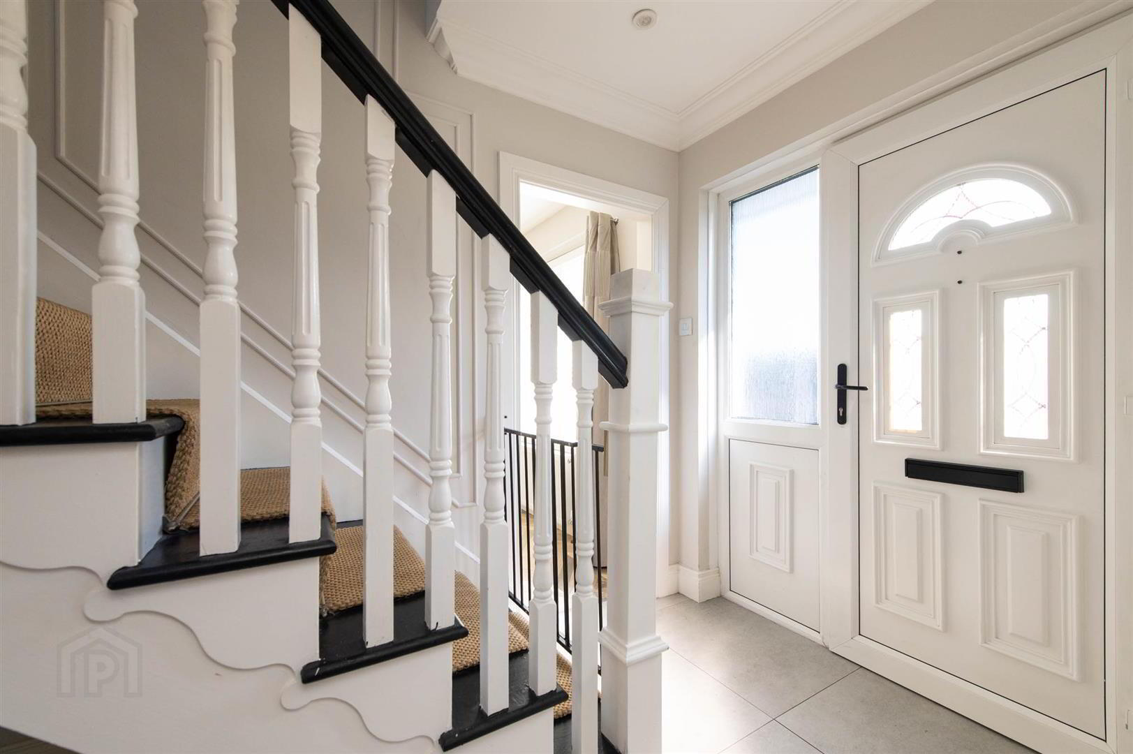 32 Harberton Park 2 of 27