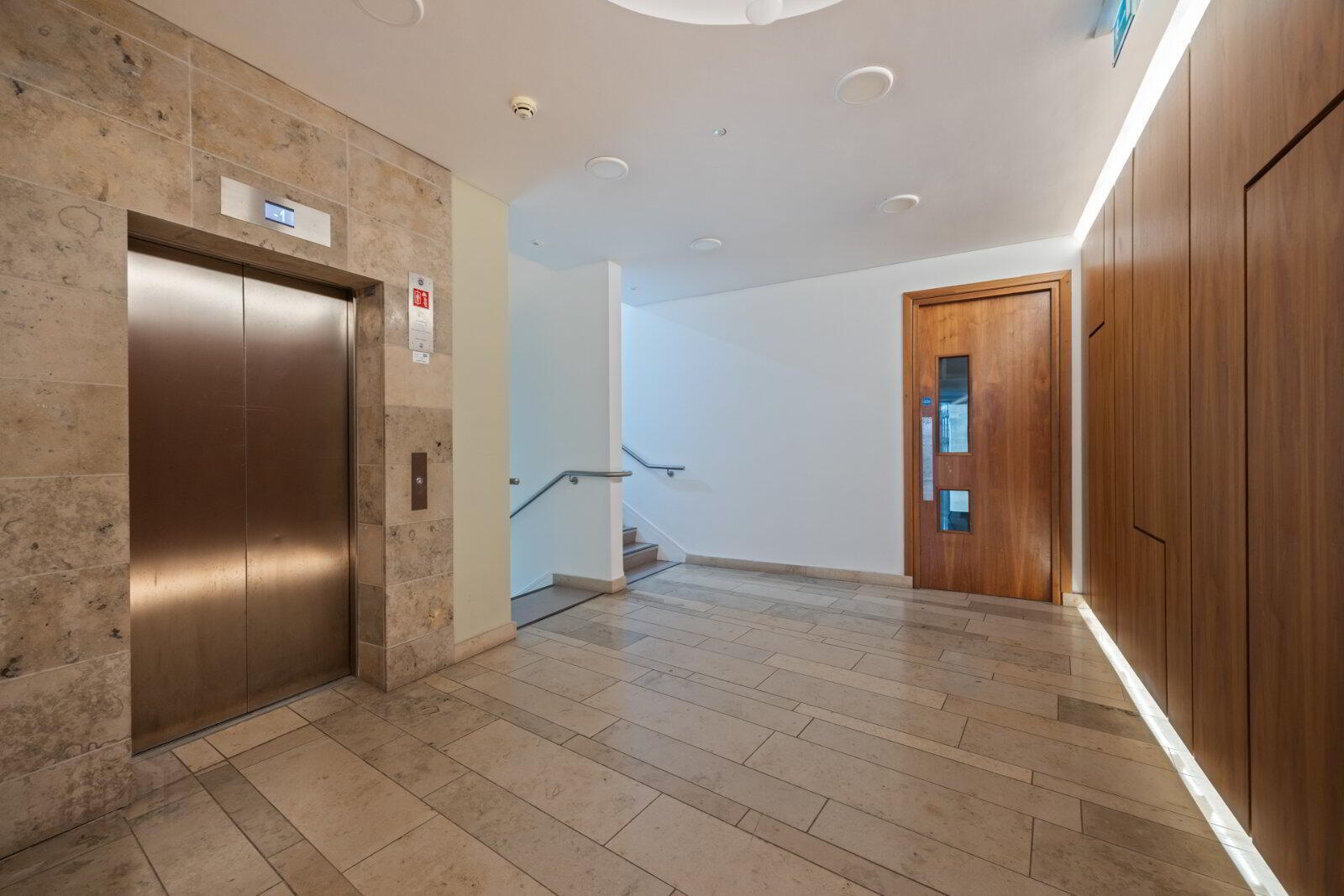Apartment 6.05 The Arc 2F Queens Road 2 of 16