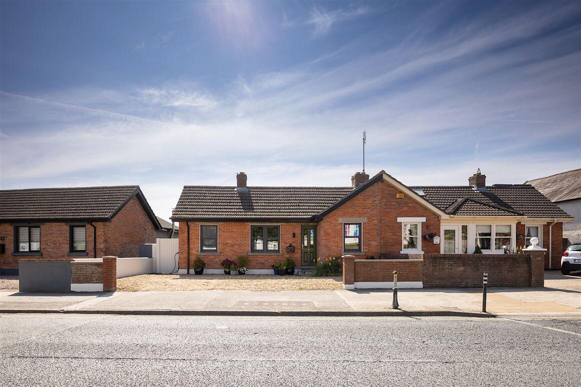 15 Boyne Valley Cottages 1 of 44