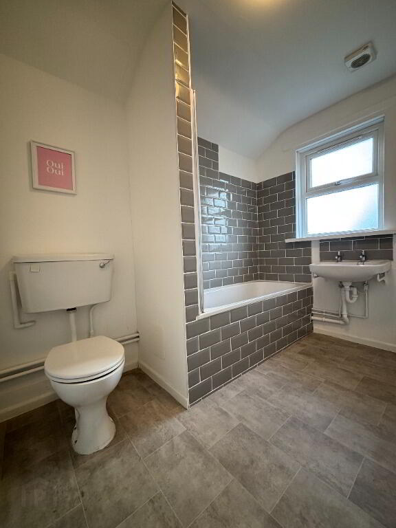 57 Lisburn Avenue 7 of 8