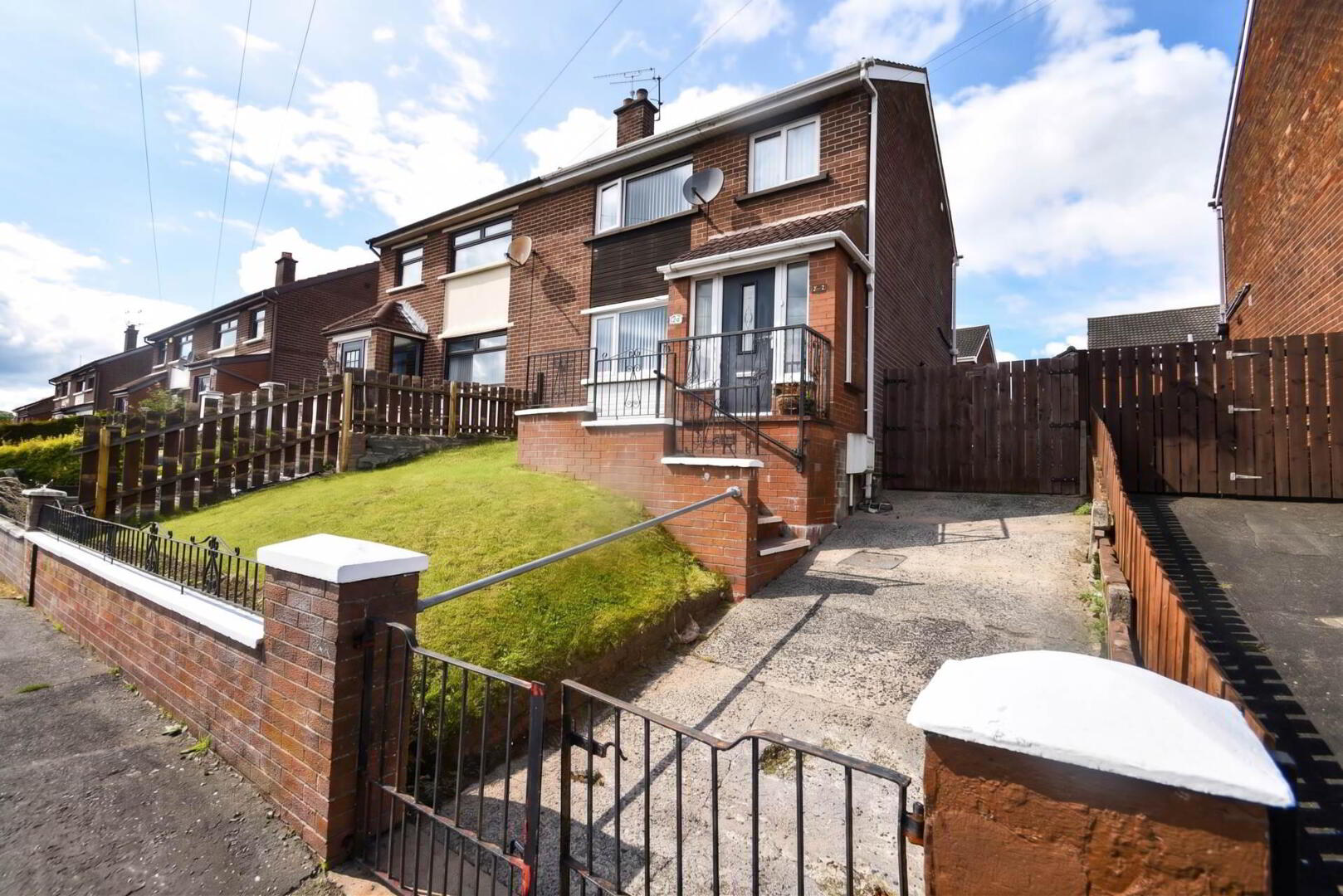 28 Willowvale Avenue 1 of 25