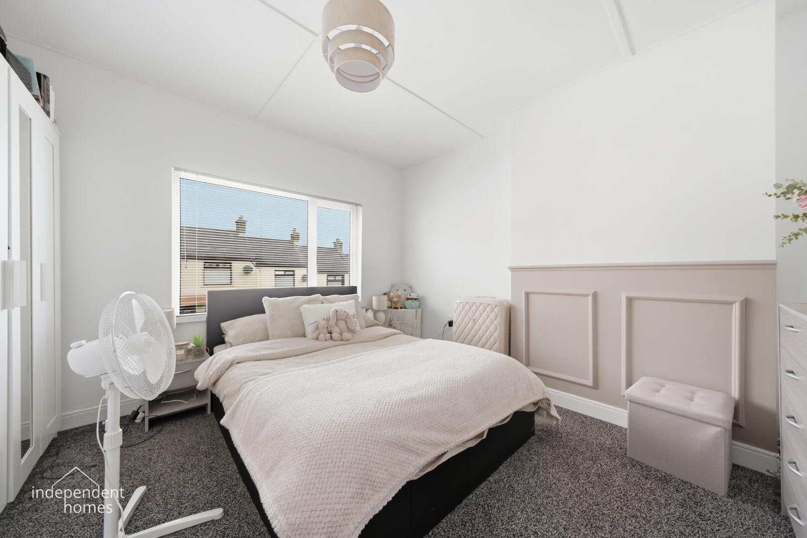33 Kent Avenue 13 of 14