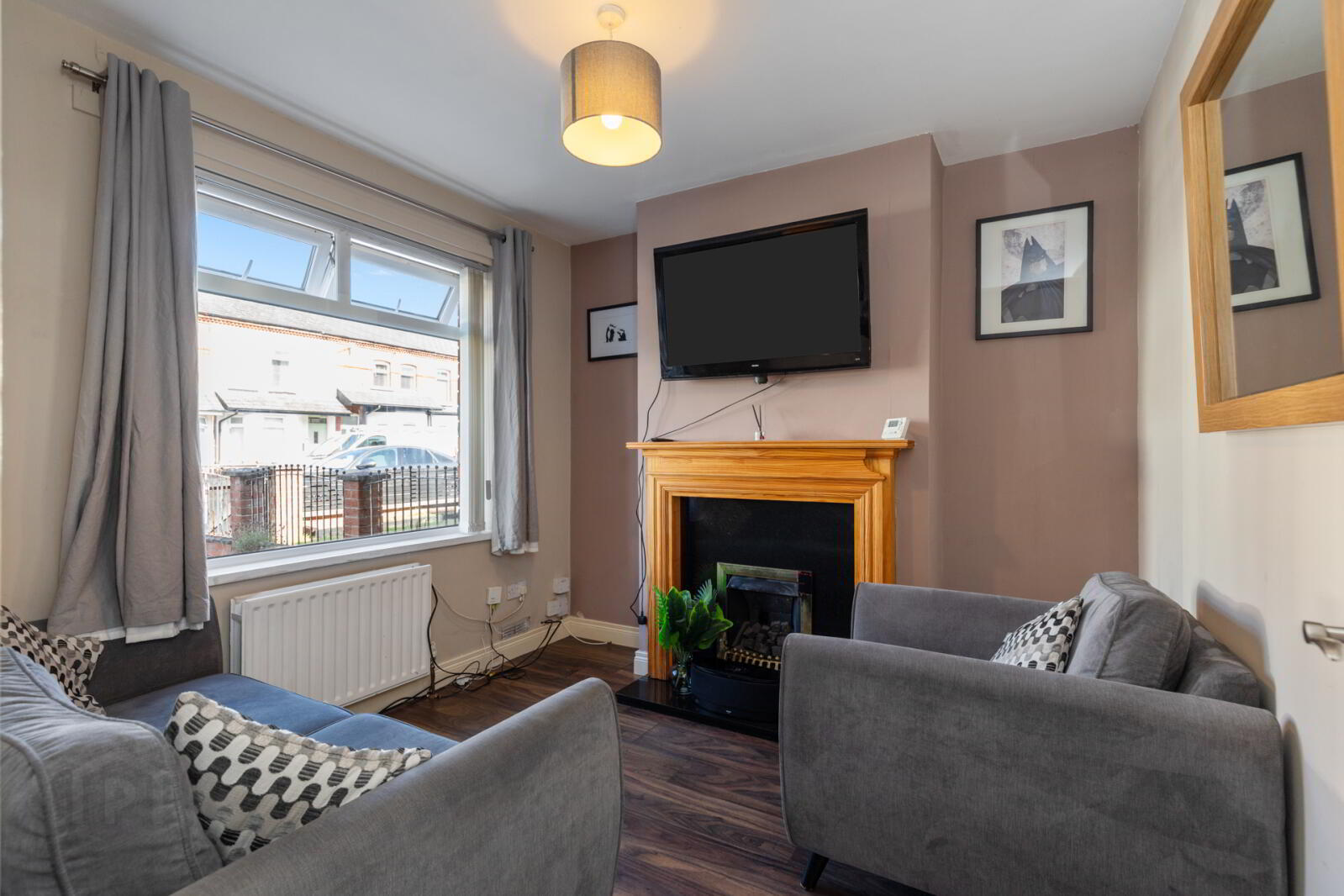 18 Victoria Road 3 of 18