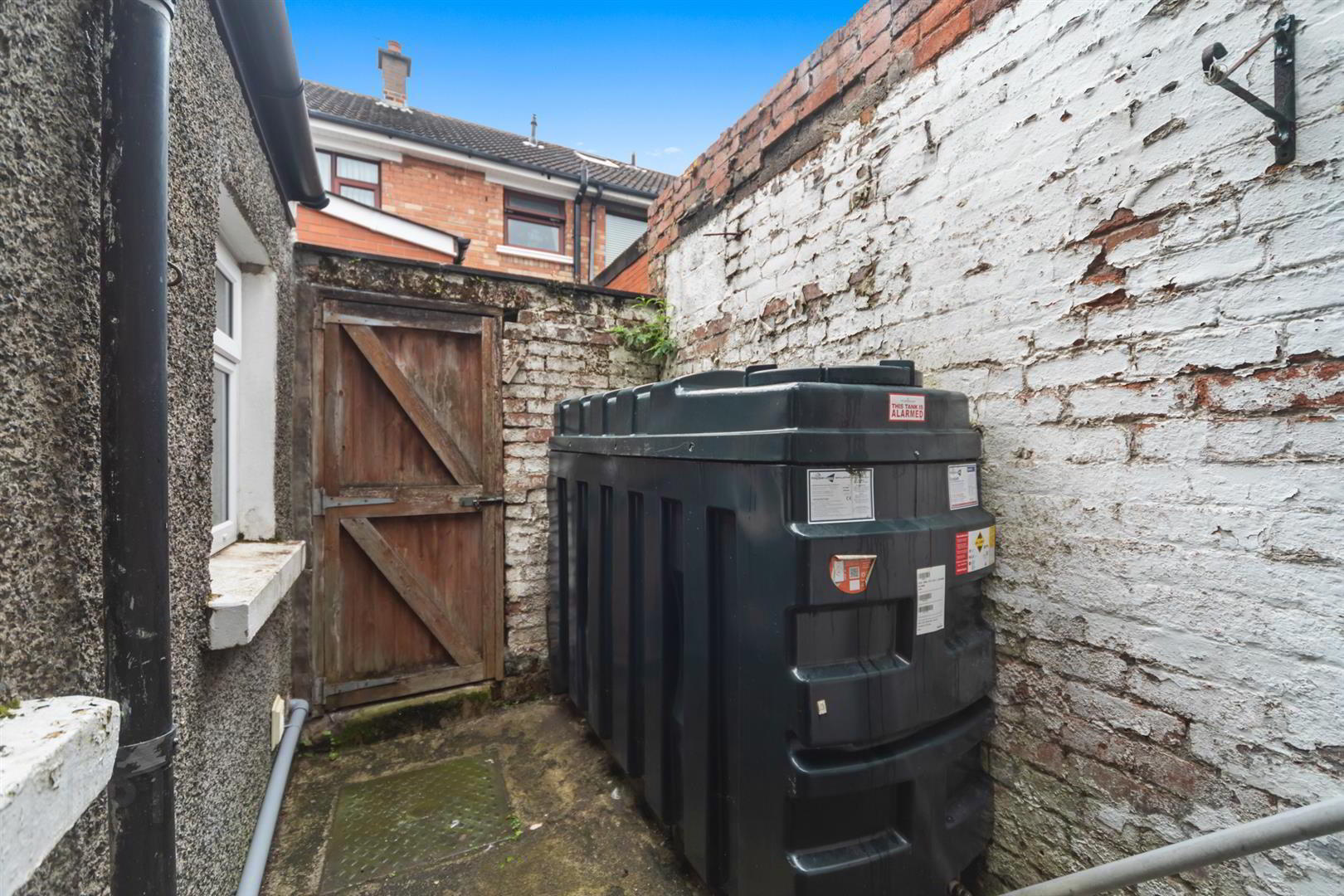 16 Dunraven Avenue 16 of 17