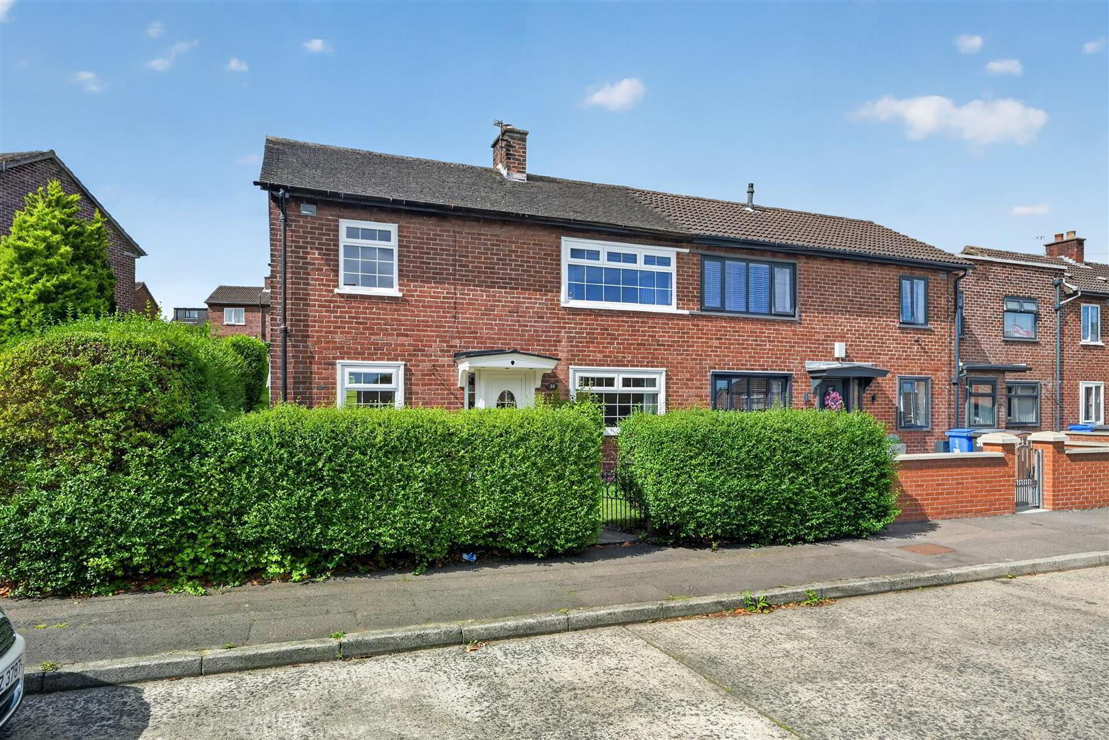 28 Innisfayle Gardens 2 of 26