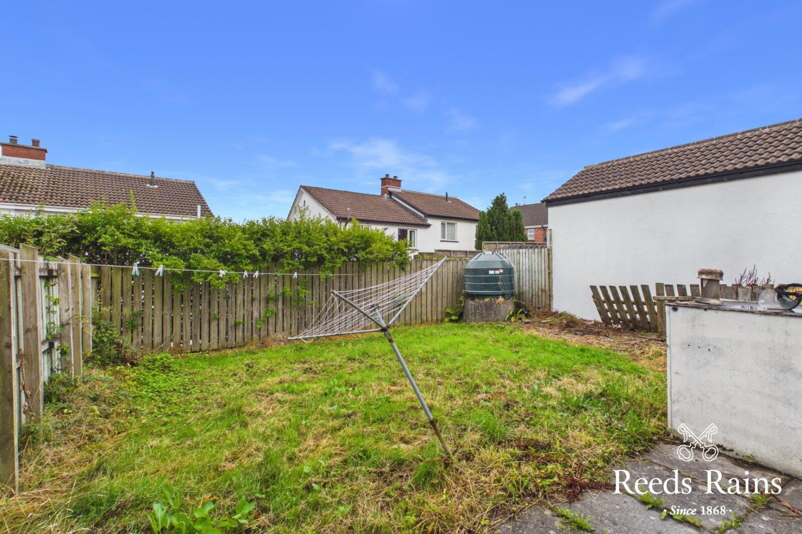 34 Broadlands Gardens 10 of 10
