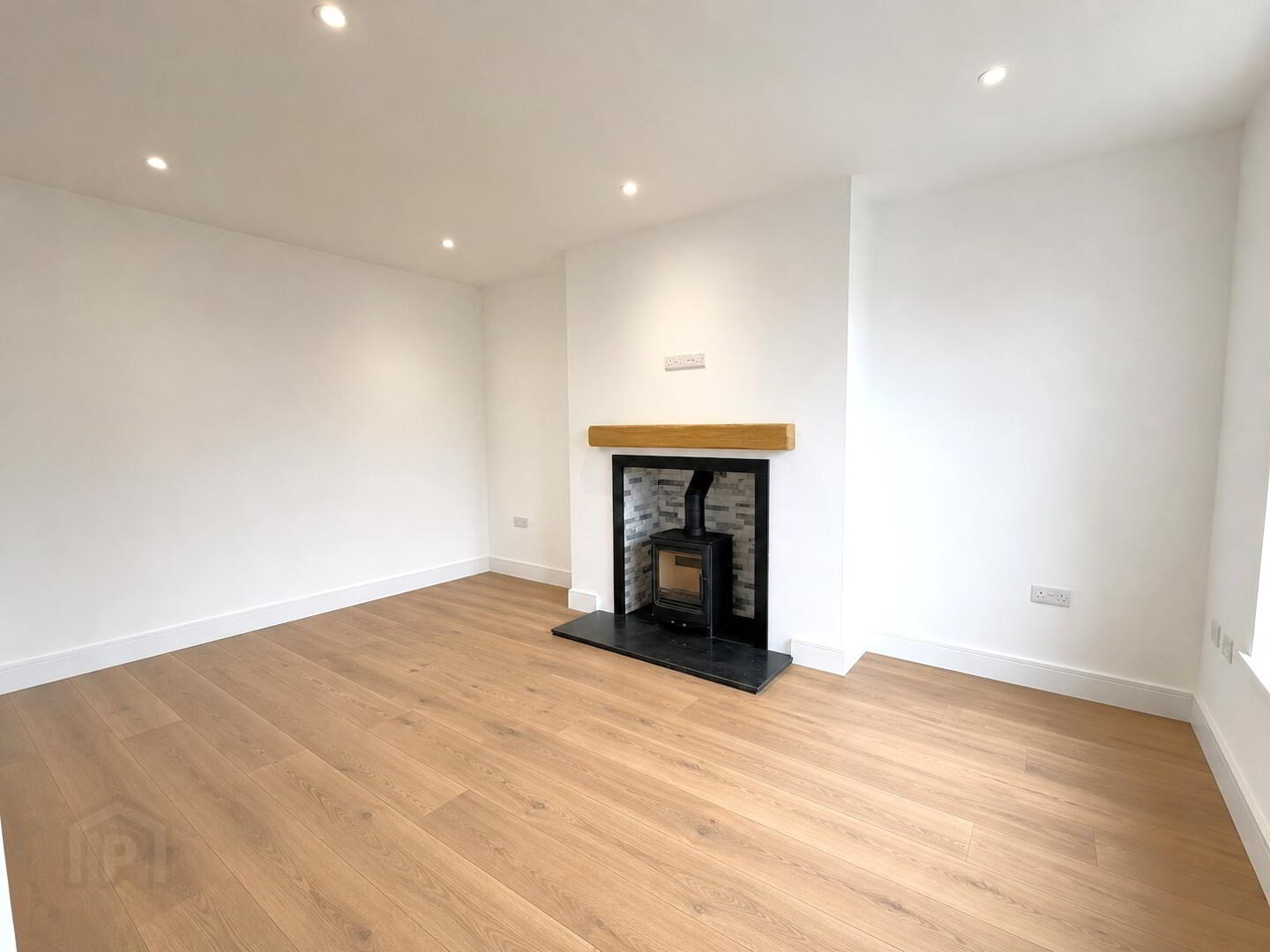 Semi Detached A 5 of 5