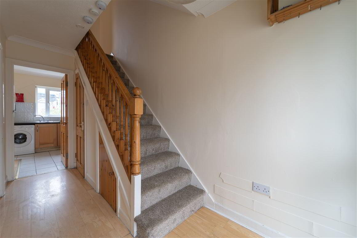 49 Monksfield Walk 3 of 20