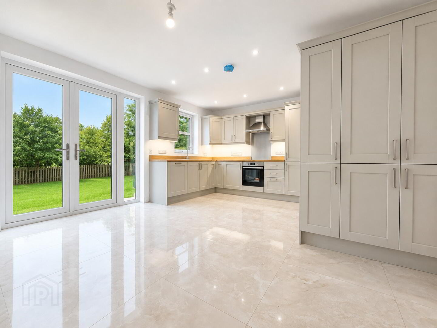 Semi Detached B 3 of 5