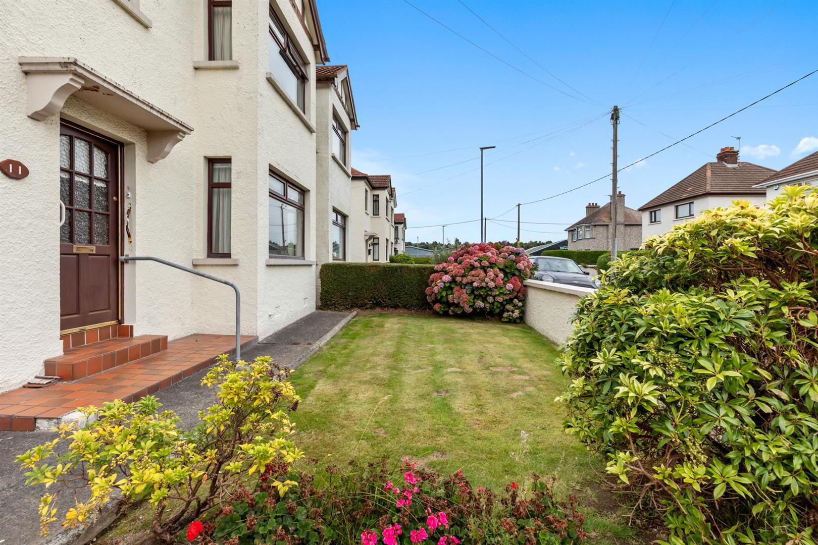 11 Laurelbank Avenue 3 of 24