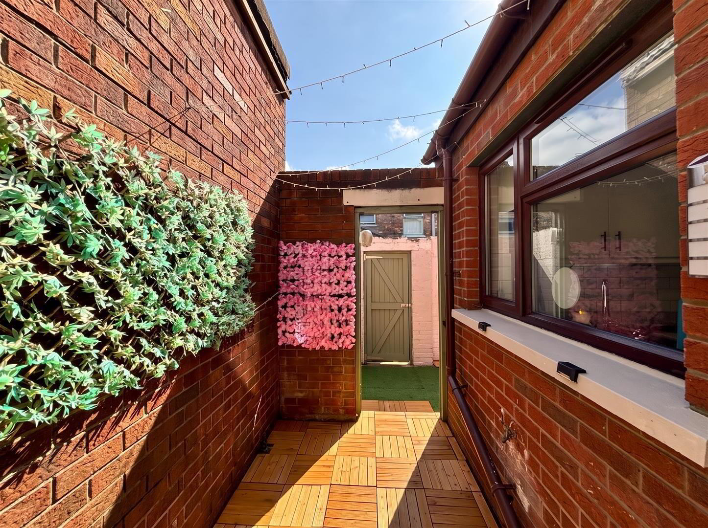 15 Cliftonville Drive 18 of 19