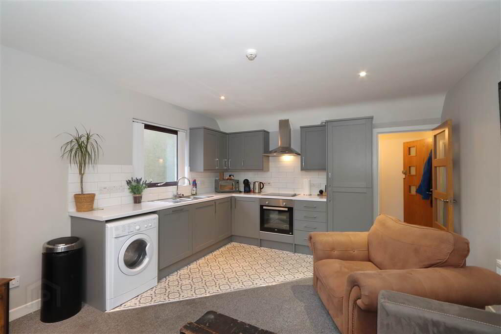 70a Castle Street 3 of 14