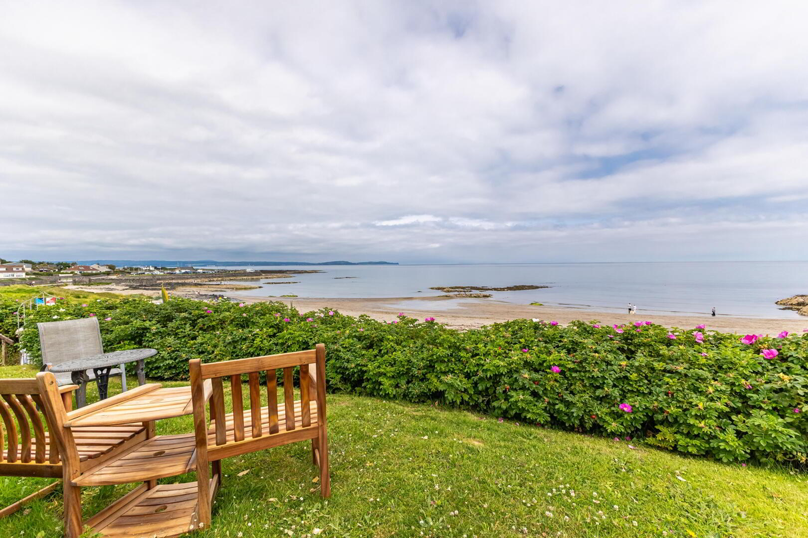 16 Groomsport House Road 25 of 25