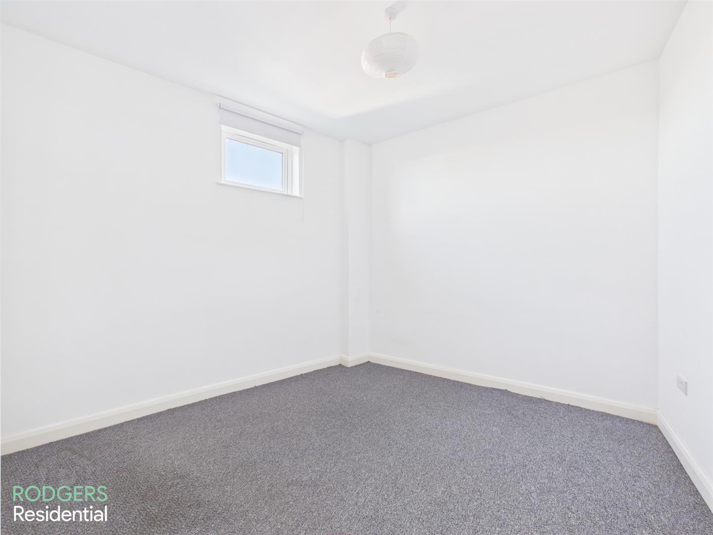 Apt 3, 42-46 Upper Newtownards Road 6 of 7