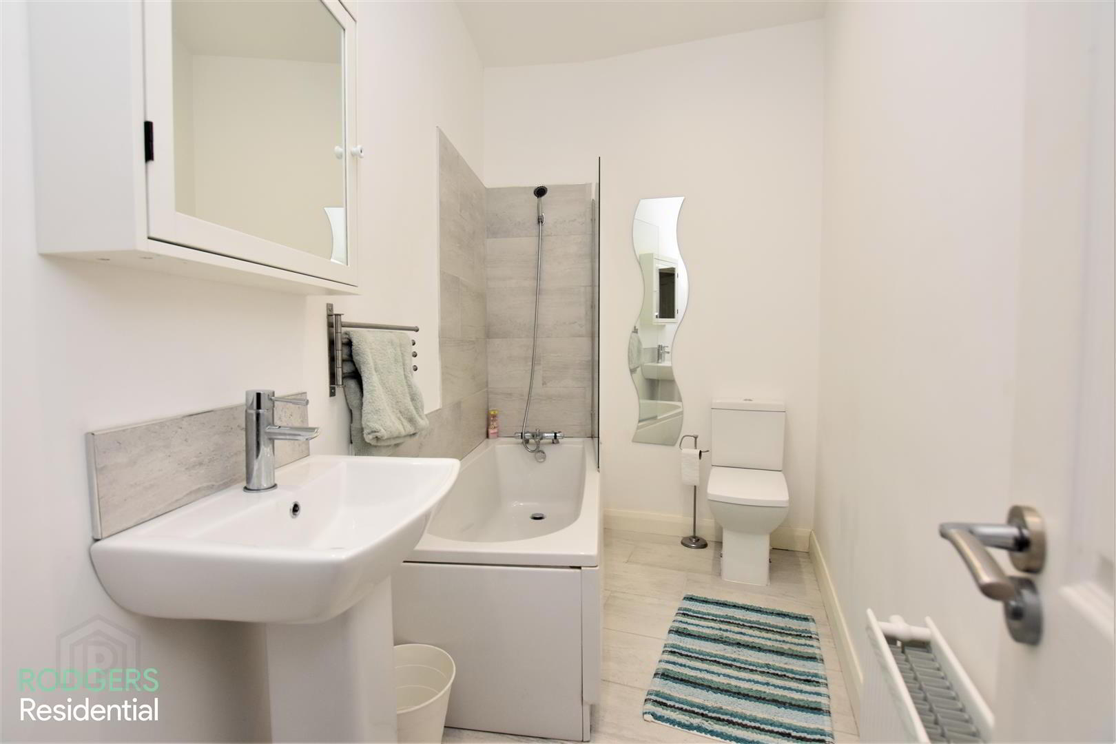 Apt 3, 42-46 Upper Newtownards Road 7 of 7