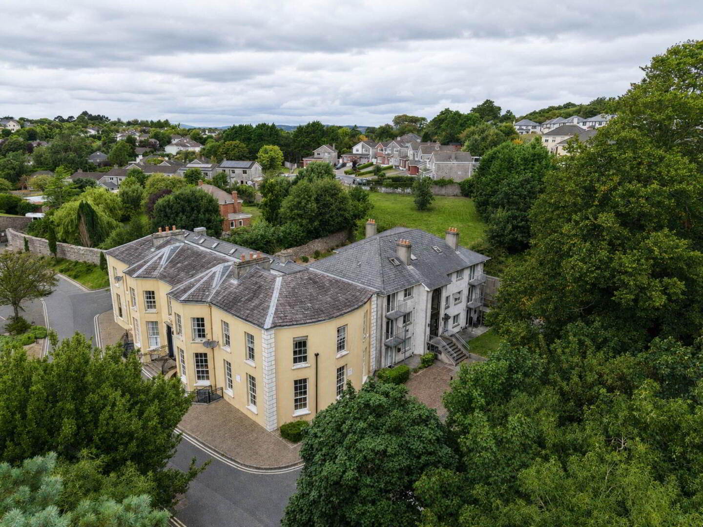 Apartment 9 Block 4 The Mews 16 of 16