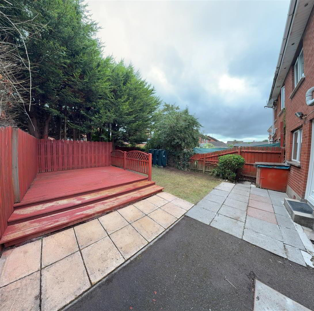 39 Muskett Gardens 14 of 15