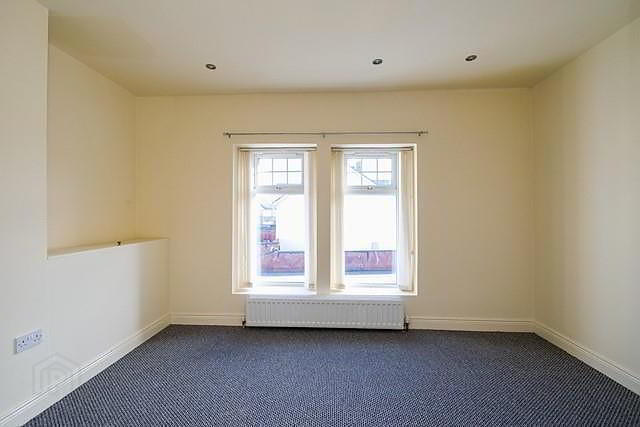 16 Castle Lane 8 of 8