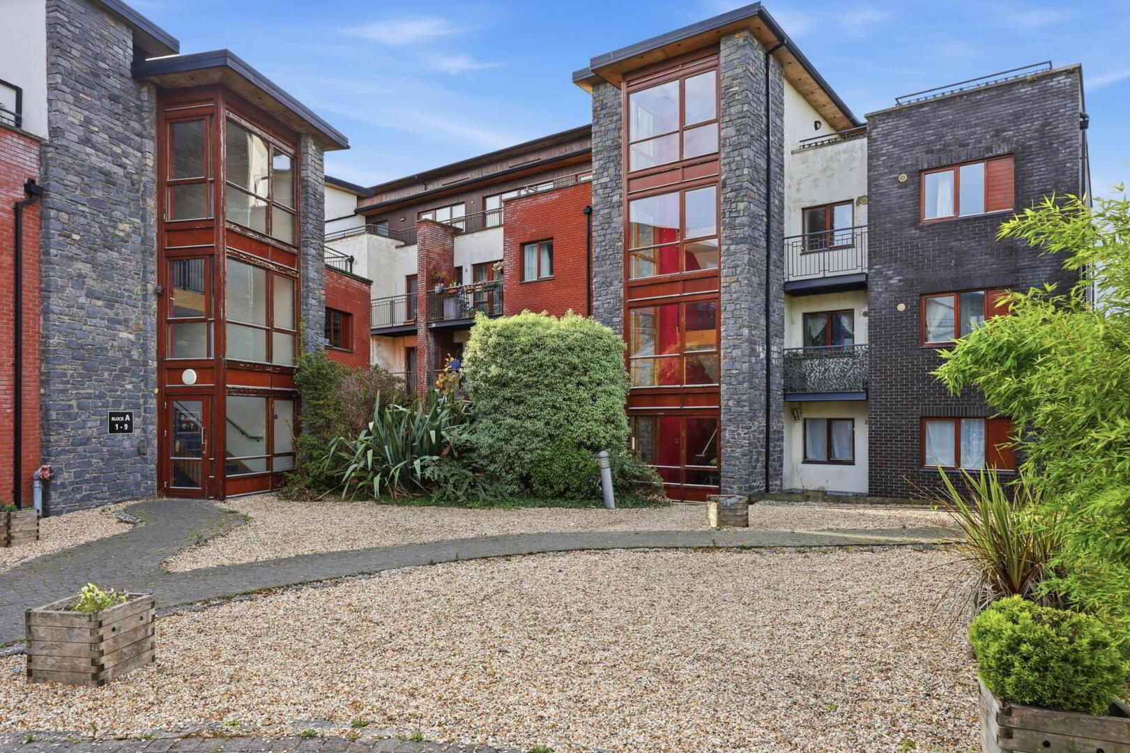 24 Saint Canices Square 1 of 19