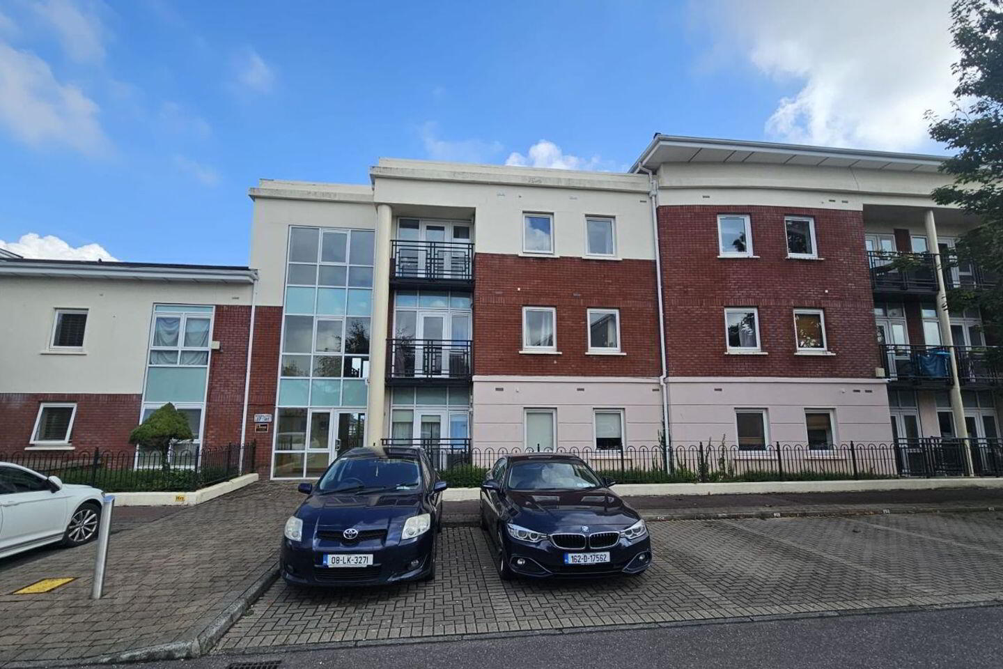 Apartment 34 Granary Hall 13 of 13