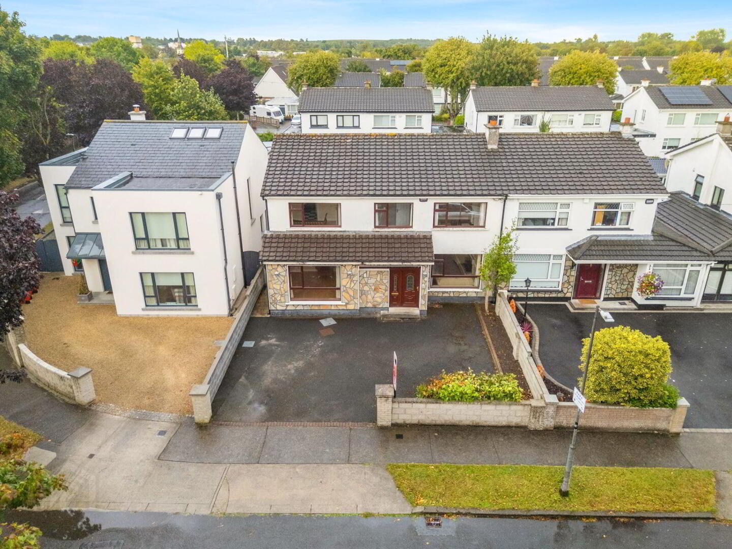 1 Brompton Grove 3 of 25