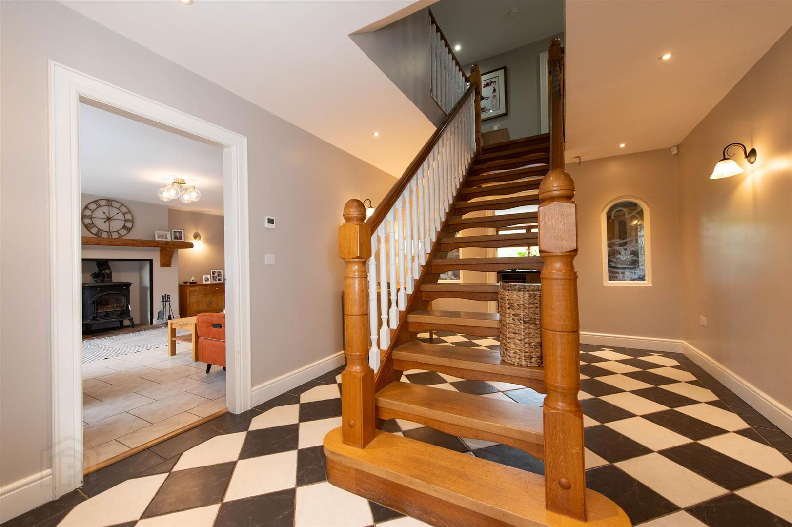 5 Annacloy Road North 3 of 45