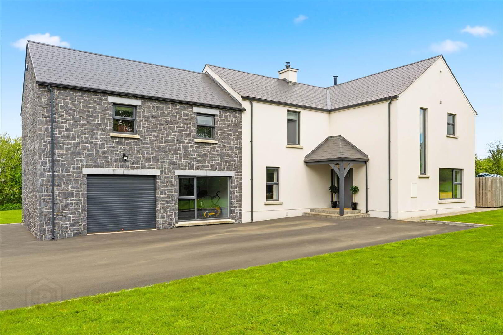 'Fort Lodge', 3 Ballytweedy Manor 2 of 56