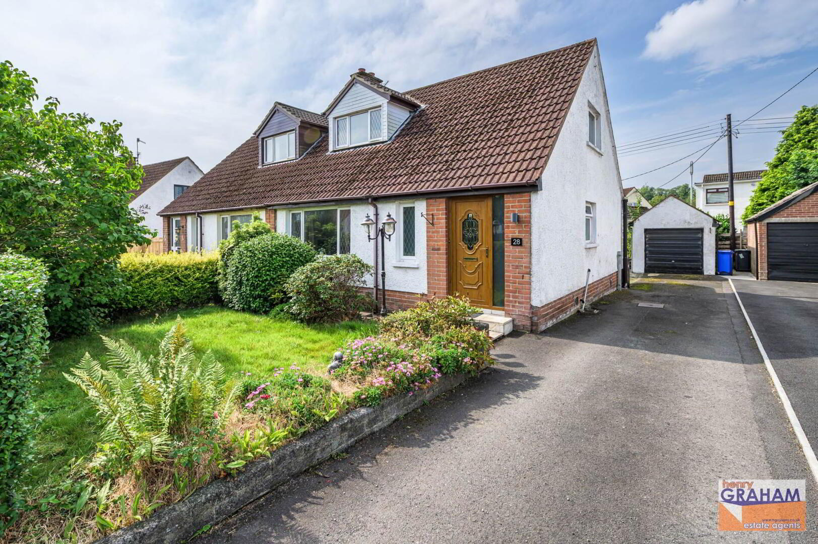28 Greenburn Park 1 of 21