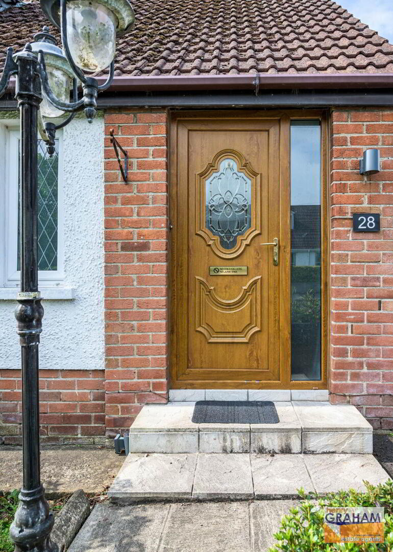 28 Greenburn Park 2 of 21