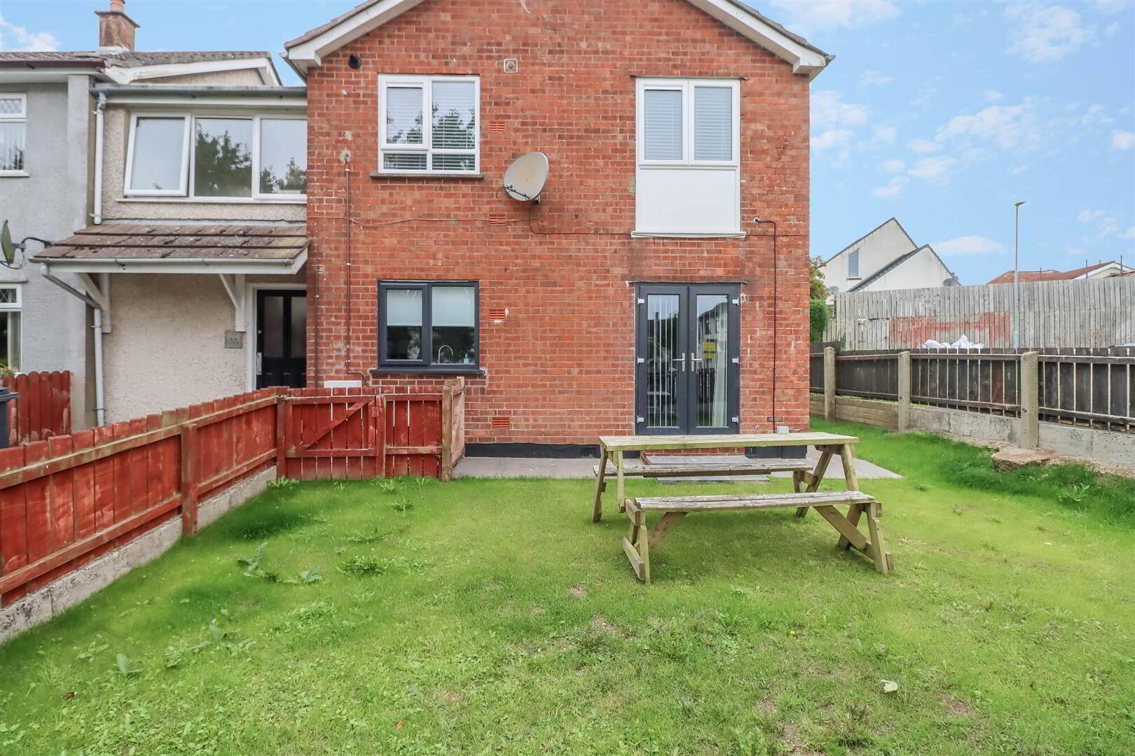 42a Enler Park West 2 of 18
